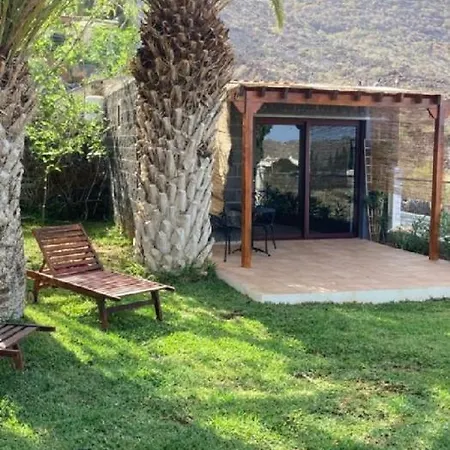 Winter Wonderland 山林小屋 *