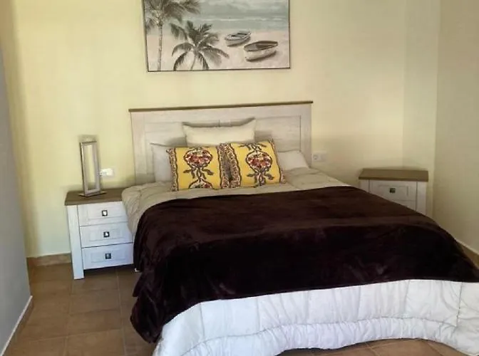 Деревянный коттедж Winter Wonderland *